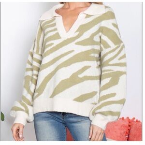 🆕 Love Richie Collared V-neck Sweater. L. NWT!💥